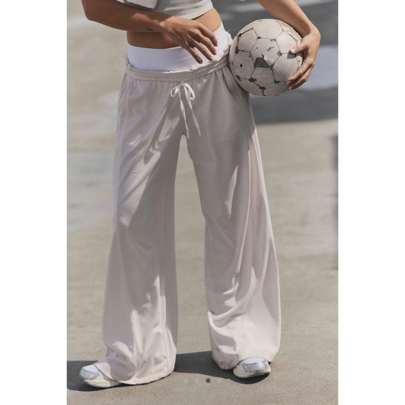 NWT Free People Overtime Mesh Pants Tofu Size Small - Picture 3 of 6